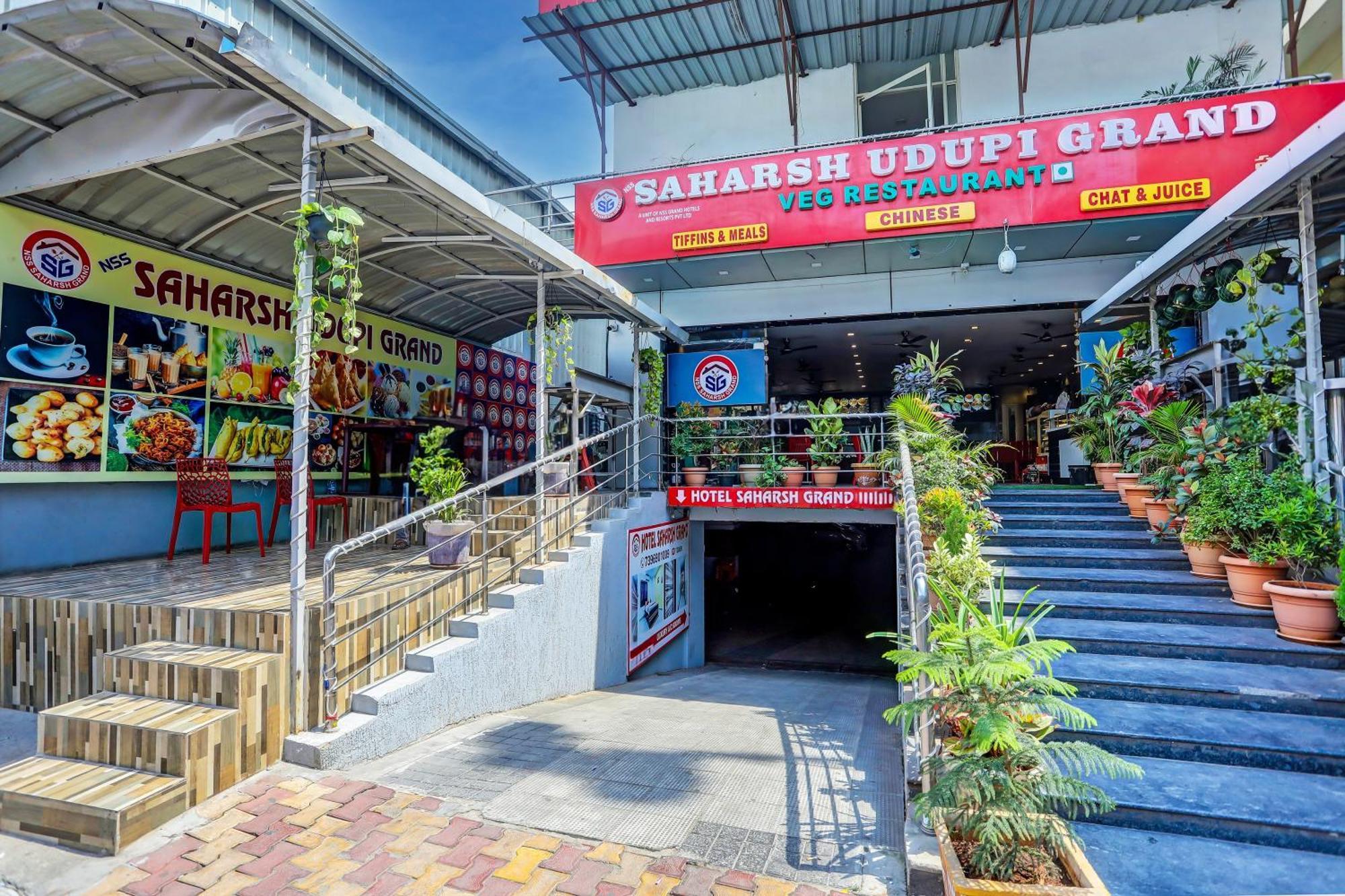 Capital O Saharsh Grand Near Shilparamam Haiderabad Buitenkant foto